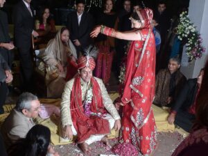 1200px-Hindu_wedding_rituals_b_(cropped)