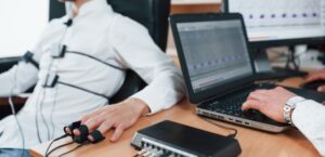 Do lie detectors work Science behind polygraph tests