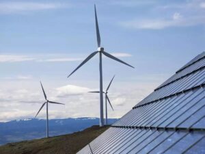 The Imperative of Understanding Current Oil and Gas Prices for Large Businesses Embracing Green Energy